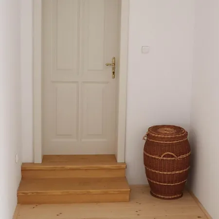121 Apartman *